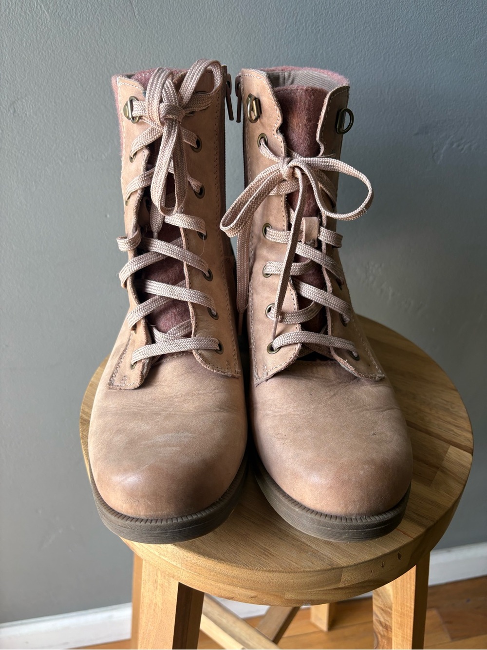 Origins Blush Leather Lace Up Moto Boots Rowan Nubuck ~ Size 10 - Picture 3 of 10